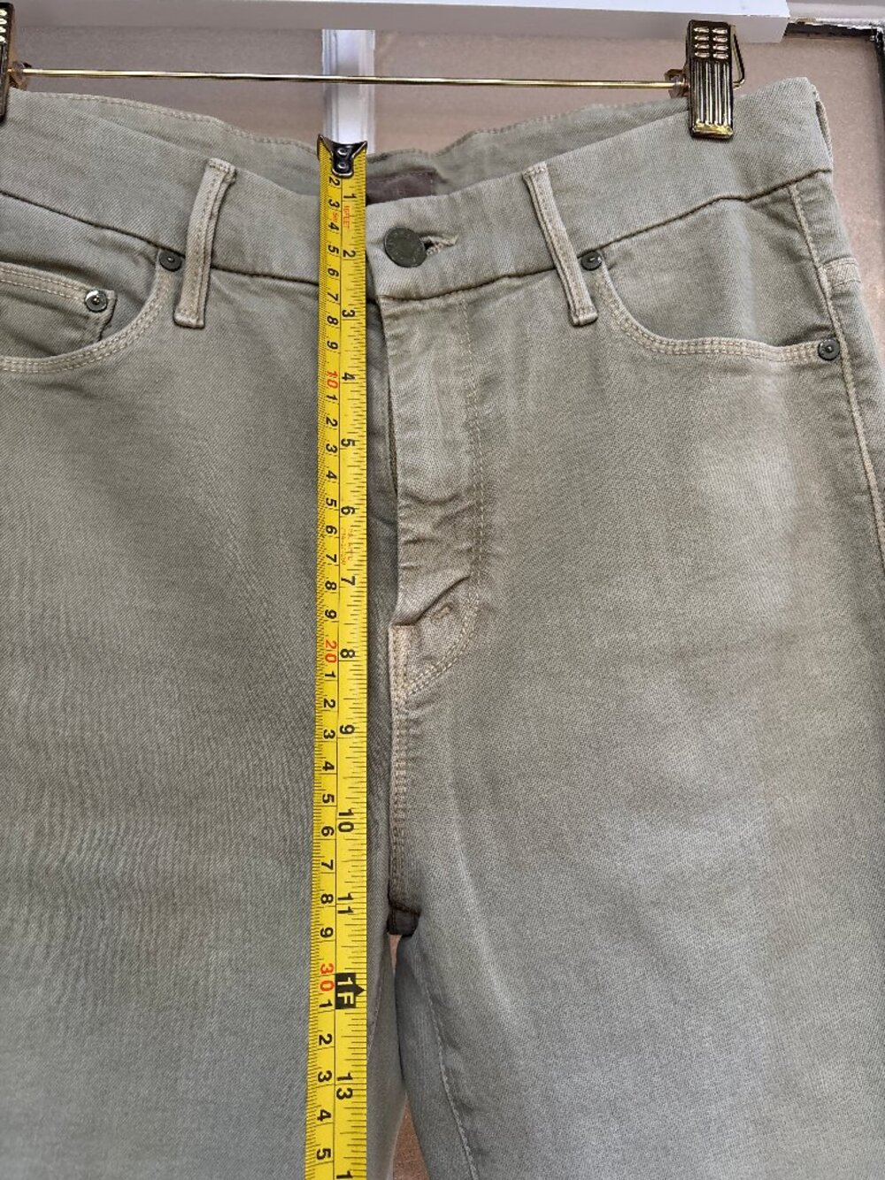MOTHER High Waisted Looker Fray Jeans – Size 28 – Olive Green - Picture 4 of 14